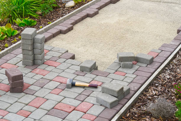 Best Driveway Paving Contractor  in Maplewood, MO